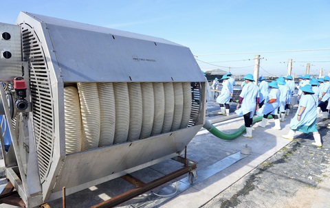Tôm giống công nghệ cao của Việt Úc giúp bà con lợi nhuận cao hơn - Ảnh 5. Tôm giống công nghệ cao của Việt Úc giúp bà con lợi nhuận cao hơn - Ảnh 5.
