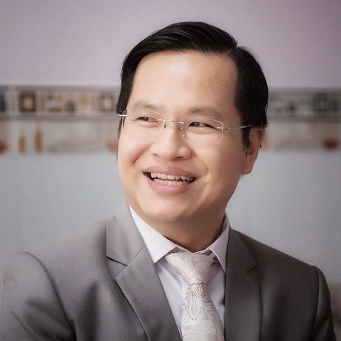 Chụp hình bằng máy ảnh chuyên nghiệp bị bảo vệ chung cư cấm? - Ảnh 1. Luật sư Nguyễn Ngô Quang Nhật