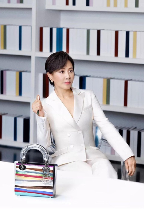 Hoa mắt với bộ sưu tập túi xách hàng hiệu của Lưu Gia Linh - Ảnh 9. Hoa mắt với bộ sưu tập túi xách hàng hiệu của Lưu Gia Linh - Ảnh 9.