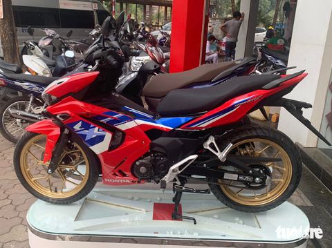 Đại lý đua giảm giá Winner X, Exciter: Có nơi hạ cả chục triệu - Ảnh 1. Đại lý đua giảm giá Winner X, Exciter: Có nơi hạ cả chục triệu - Ảnh 1.