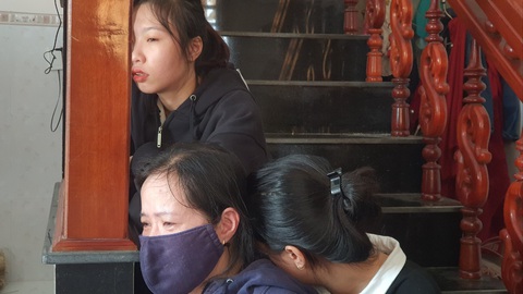 Tai nạn giao thông 8 người chết: Cùng lúc mất cả vợ con - Ảnh 2. Tai nạn giao thông 8 người chết: Cùng lúc mất cả vợ con - Ảnh 2.
