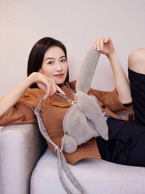 Rộ tin Tống Thiến (Victoria fx) kết hôn với nam thần Vương Khải - Ảnh 4. Rộ tin Tống Thiến (Victoria fx) kết hôn với nam thần Vương Khải - Ảnh 4.