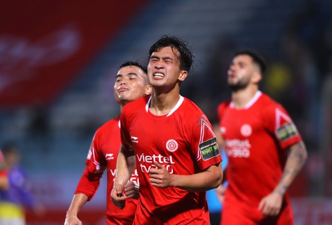 Vòng 3 V-League: Tái hiện trận cầu lịch sử tại Hàng Đẫy - Ảnh 1. Các cầu thủ Viettel hứa hẹn sẽ làm nên trận đấu hấp dẫn, kịch tính với đối thủ Công An Hà Nội - Ảnh: M.ĐỨC