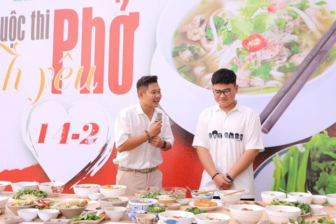 Khi câu chuyện tình yêu được sinh viên SIU kể bằng... phở - Ảnh 3. Khi câu chuyện tình yêu được sinh viên SIU kể bằng... phở - Ảnh 3.