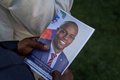Mỹ buộc tội thêm 4 nghi phạm vụ ám sát tổng thống Haiti Jovenel Moise - Ảnh 1. Mỹ buộc tội thêm 4 nghi phạm vụ ám sát tổng thống Haiti Jovenel Moise - Ảnh 1.