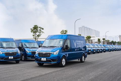 Trạm sạc lưu động của VinFast nhận được nhiều sự quan tâm - Ảnh 1. Trạm sạc lưu động của VinFast nhận được nhiều sự quan tâm - Ảnh 1.