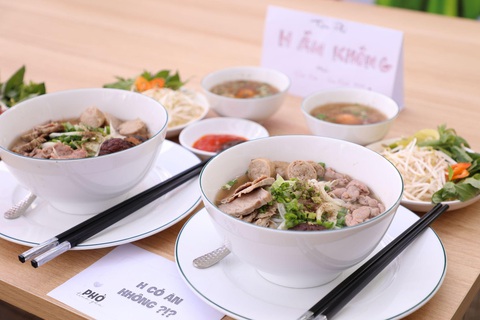 Khi câu chuyện tình yêu được sinh viên SIU kể bằng... phở - Ảnh 1. Khi câu chuyện tình yêu được sinh viên SIU kể bằng... phở - Ảnh 1.