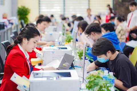UEF bắt đầu nhận hồ sơ xét tuyển học bạ THPT từ 16-02-2023 - Ảnh 3. UEF bắt đầu nhận hồ sơ xét tuyển học bạ THPT từ 16-02-2023 - Ảnh 3.