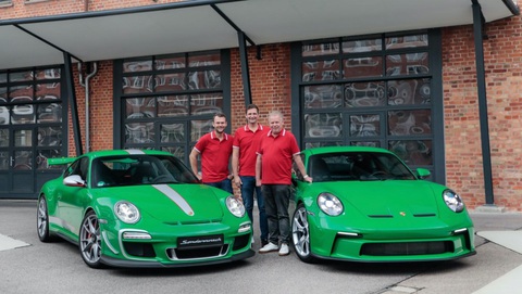 Fan Porsche sướng nhất: Tự nghĩ màu sơn mới, được hãng đưa luôn vào bảng màu - Ảnh 3. Fan Porsche sướng nhất: Tự nghĩ màu sơn mới, được hãng đưa luôn vào bảng màu - Ảnh 3.