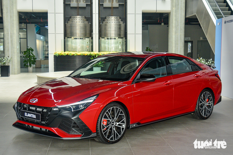 Sedan cỡ C giảm giá hàng chục triệu đồng tại Việt Nam: Vua doanh số cũng phải kích cầu - Ảnh 5. Sedan cỡ C giảm giá hàng chục triệu đồng tại Việt Nam: Vua doanh số cũng phải kích cầu - Ảnh 5.
