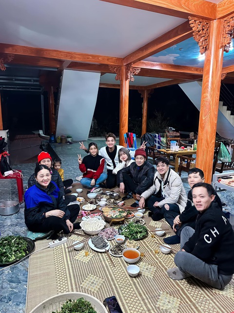 Mạc Văn Khoa hé lộ lý do đón Tết muộn bên gia đình - Ảnh 4. Mạc Văn Khoa hé lộ lý do đón Tết muộn bên gia đình - Ảnh 4.
