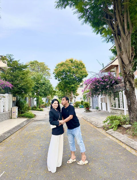 Ảnh vui sao Việt 16-2: Hai con song sinh nhà Hồ Ngọc Hà quậy ‘banh nóc’ - Ảnh 2. Ảnh vui sao Việt 16-2: Hai con song sinh nhà Hồ Ngọc Hà quậy ‘banh nóc’ - Ảnh 2.