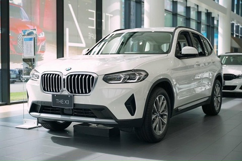 Xe BMW giảm giá hàng trăm triệu đồng ở Việt Nam, tăng ưu thế trước Mercedes-Benz - Ảnh 2. Xe BMW giảm giá hàng trăm triệu đồng ở Việt Nam, tăng ưu thế trước Mercedes-Benz - Ảnh 2.