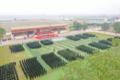 Hơn 15.000 tân binh bước vào khóa huấn luyện của Bộ tư lệnh Cảnh sát cơ động - Ảnh 1. Hơn 15.000 tân binh bước vào khóa huấn luyện của Bộ tư lệnh Cảnh sát cơ động - Ảnh 1.