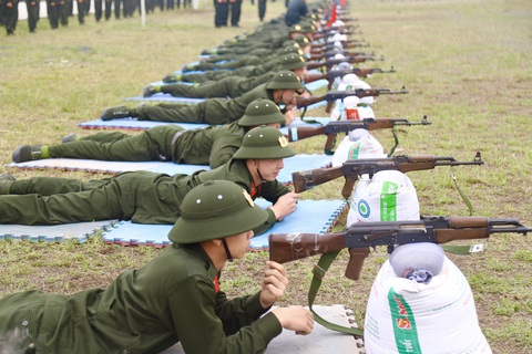 Hơn 15.000 tân binh bước vào khóa huấn luyện của Bộ tư lệnh Cảnh sát cơ động - Ảnh 8. Hơn 15.000 tân binh bước vào khóa huấn luyện của Bộ tư lệnh Cảnh sát cơ động - Ảnh 8.