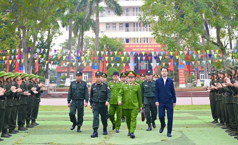 Hơn 15.000 tân binh bước vào khóa huấn luyện của Bộ tư lệnh Cảnh sát cơ động - Ảnh 3. Hơn 15.000 tân binh bước vào khóa huấn luyện của Bộ tư lệnh Cảnh sát cơ động - Ảnh 3.