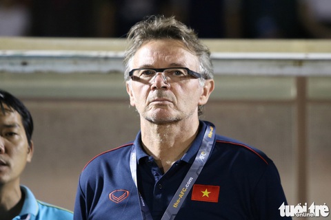 Những triết lý đặc trưng của ông Philippe Troussier - Ảnh 1. Những triết lý đặc trưng của ông Philippe Troussier - Ảnh 1.