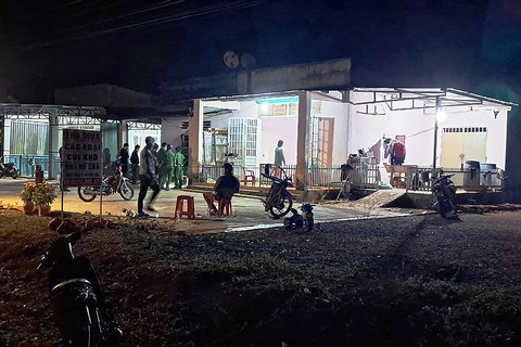 Người đàn ông gục chết cạnh cây súng hơi - Ảnh 1. Người đàn ông gục chết cạnh cây súng hơi - Ảnh 1.