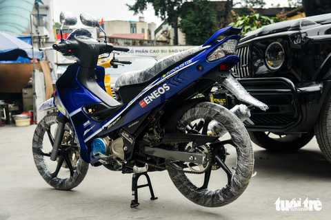 Yamaha 125ZR bản giới hạn giá khoảng 600 triệu đồng tại Hà Nội, dành cho dân chơi thích hàng độc - Ảnh 2. Yamaha 125ZR bản giới hạn giá khoảng 600 triệu đồng tại Hà Nội, dành cho dân chơi thích hàng độc - Ảnh 2.