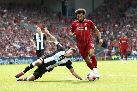 Vòng 24 Giải ngoại hạng Anh (Premier League): Chờ màn ngược dòng của Liverpool - Ảnh 1. Liverpool cần đánh bại Newcastle để đua top 4 - Ảnh: REUTERS