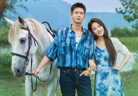 Vẻ đẹp tuổi 16 của Lưu Diệc Phi gây sốt trở lại - Ảnh 5. Vẻ đẹp tuổi 16 của Lưu Diệc Phi gây sốt trở lại - Ảnh 5.