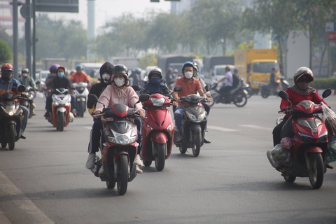 Miền Nam trời âm u nhưng tia cực tím vẫn cao - Ảnh 1. Miền Nam trời âm u nhưng tia cực tím vẫn cao - Ảnh 1.