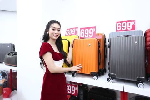 Hoa hậu Ban Mai tuyên bố không tham gia cuộc thi sắc đẹp khác - Ảnh 3. Hoa hậu Ban Mai tuyên bố không tham gia cuộc thi sắc đẹp khác - Ảnh 3.