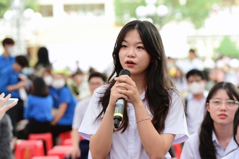 Trường đại học nào có học phí rẻ để theo đuổi ước mơ? - Ảnh 2. Trường đại học nào có học phí rẻ để theo đuổi ước mơ? - Ảnh 2.