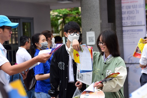 Trường đại học nào có học phí rẻ để theo đuổi ước mơ? - Ảnh 5. Trường đại học nào có học phí rẻ để theo đuổi ước mơ? - Ảnh 5.