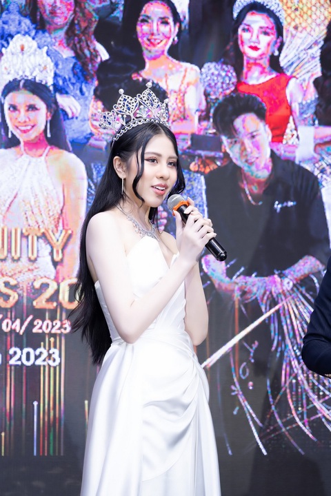 Hoa hậu cộng đồng doanh nhân 2023 trao 2,5 tỉ đồng cho người chiến thắng - Ảnh 2. Hoa hậu cộng đồng doanh nhân 2023 trao 2,5 tỉ đồng cho người chiến thắng - Ảnh 2.