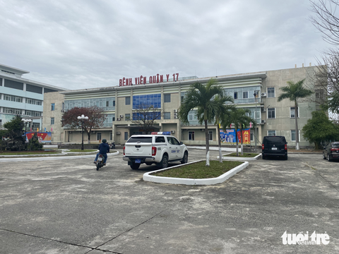 Công an Quảng Ngãi làm việc với shipper bị đánh, gia đình muốn làm nghiêm - Ảnh 3. Công an Quảng Ngãi làm việc với shipper bị đánh, gia đình muốn làm nghiêm - Ảnh 3.