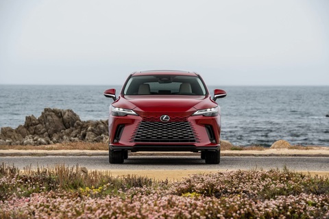 Xe Lexus bán chạy nhất ra mắt bản mới tại Việt Nam, giá từ 3,43 tỉ đồng - Ảnh 3. Xe Lexus bán chạy nhất ra mắt bản mới tại Việt Nam, giá từ 3,43 tỉ đồng - Ảnh 3.