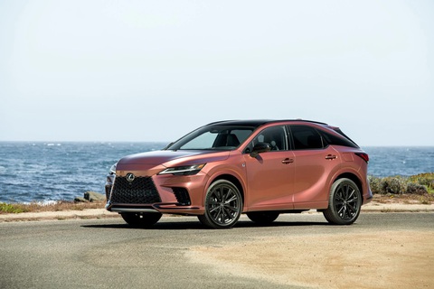 Xe Lexus bán chạy nhất ra mắt bản mới tại Việt Nam, giá từ 3,43 tỉ đồng - Ảnh 8. Xe Lexus bán chạy nhất ra mắt bản mới tại Việt Nam, giá từ 3,43 tỉ đồng - Ảnh 8.