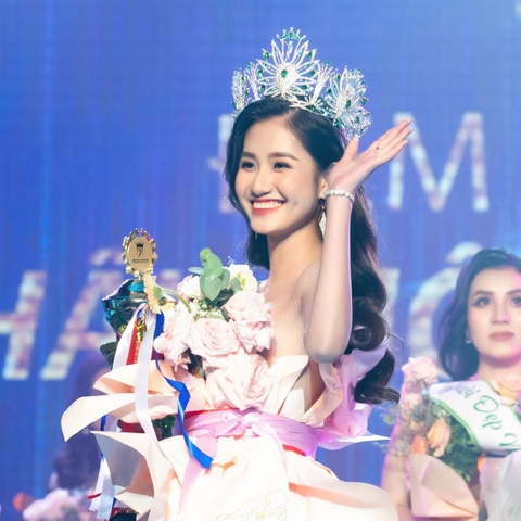 Tóc Tiên kết hợp nghệ sĩ gen Z, Nguyễn Thanh Hà thi Hoa hậu Môi trường thế giới - Ảnh 5. Tóc Tiên kết hợp nghệ sĩ gen Z, Nguyễn Thanh Hà thi Hoa hậu Môi trường thế giới - Ảnh 5.