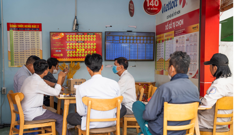Chỉ mất 5 phút chờ quay thưởng, xổ số Keno ngày càng hấp dẫn người chơi - Ảnh 1. Các điểm bán Vietlott thu hút người chơi khi Keno cập nhật tần suất 5 phút/ kỳ quay
