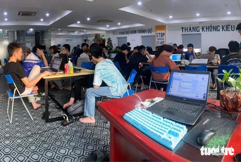 Nhiều công ty buôn bán thần dược, dọa nạt người bệnh mất tăm - Ảnh 3. Nhiều công ty buôn bán thần dược, dọa nạt người bệnh mất tăm - Ảnh 3.