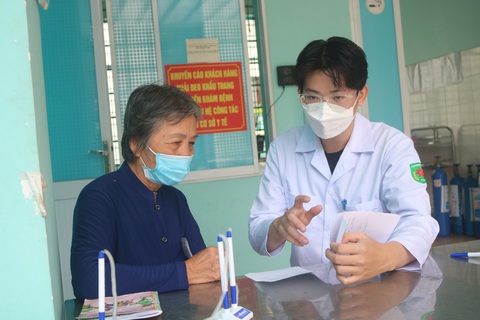 Nhiều trạm y tế có hàng trăm lượt khám BHYT mỗi tháng - Ảnh 1. Nhiều trạm y tế có hàng trăm lượt khám BHYT mỗi tháng - Ảnh 1.