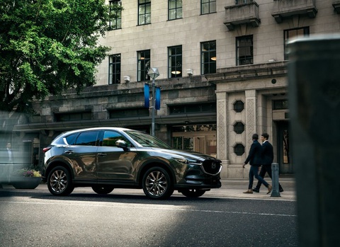 THACO AUTO công bố giá bán mới, tăng ưu đãi cho các dòng xe Kia và Mazda - Ảnh 3. THACO AUTO công bố giá bán mới, tăng ưu đãi cho các dòng xe Kia và Mazda - Ảnh 3.