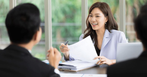 Relationship Manager là gì? Thông tin chi tiết về công việc của RM (Phần 1/2) - Ảnh 2. Chuyên viên quản trị quan hệ là vị trí quan trọng trong nhiều tổ chức, doanh nghiệp - Ảnh: Internet
