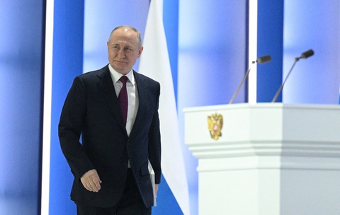 Phương Tây lừa ông Putin để câu giờ cho Ukraine qua thỏa thuận Minsk? - Ảnh 1. Phương Tây lừa ông Putin để câu giờ cho Ukraine qua thỏa thuận Minsk? - Ảnh 1.