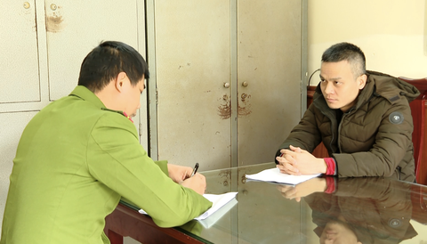 Bắt phó giám đốc Trung tâm đăng kiểm 3502D Ninh Bình - Ảnh 1. Bắt phó giám đốc Trung tâm đăng kiểm 3502D Ninh Bình - Ảnh 1.
