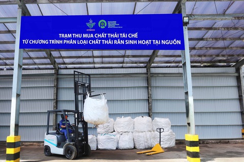 Biến rác thành nguồn nguyên liệu tái chế - Ảnh 1. Biến rác thành nguồn nguyên liệu tái chế - Ảnh 1.