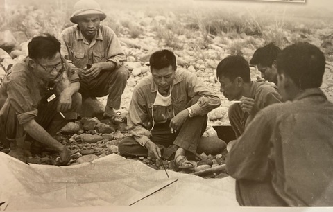 Trung tướng Đồng Sỹ Nguyên: Ân tình ở lại - Ảnh 4. Trung tướng Đồng Sỹ Nguyên: Ân tình ở lại - Ảnh 4.