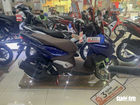 Honda Vario chính hãng loạn giá, đại lý tư nhân giảm giá đẩy hàng tồn - Ảnh 1. Honda Vario chính hãng loạn giá, đại lý tư nhân giảm giá đẩy hàng tồn - Ảnh 1.