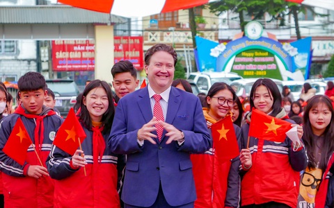 Đại sứ Mỹ lo ngại nạn buôn người tăng sau đại dịch - Ảnh 2. Đại sứ Mỹ lo ngại nạn buôn người tăng sau đại dịch - Ảnh 2.