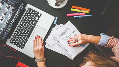 Content Marketing là nghề gì? Những điều cần biết trước khi vào nghề (Phần cuối) - Ảnh 4. Lộ trình thăng tiến trong nghề Content và mức thu nhập tương ứng - Ảnh: Internet