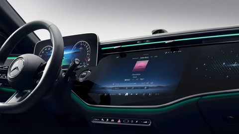 Nội thất Mercedes-Benz E-Class thế hệ mới lộ diện: 3 màn hình to, sẵn TikTok - Ảnh 4. Nội thất Mercedes-Benz E-Class thế hệ mới lộ diện: 3 màn hình to, sẵn TikTok - Ảnh 4.