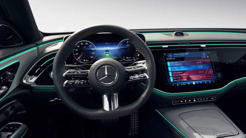 Nội thất Mercedes-Benz E-Class thế hệ mới lộ diện: 3 màn hình to, sẵn TikTok - Ảnh 7. Nội thất Mercedes-Benz E-Class thế hệ mới lộ diện: 3 màn hình to, sẵn TikTok - Ảnh 7.