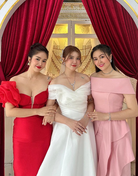 Ảnh vui sao Việt 23-2: Bình An dìm hàng bà xã Phương Nga - Ảnh 7. Ảnh vui sao Việt 23-2: Bình An dìm hàng bà xã Phương Nga - Ảnh 7.