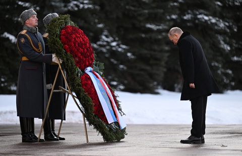 Tổng thống Putin: Tăng mạnh sản xuất vũ khí - Ảnh 2. Tổng thống Putin: Tăng mạnh sản xuất vũ khí - Ảnh 2.